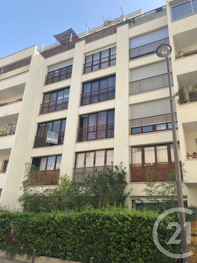 Appartement F1 à vendre - 1 pièce - 25.87 m2 - PARIS - 75011 - ILE-DE-FRANCE - Century 21 République