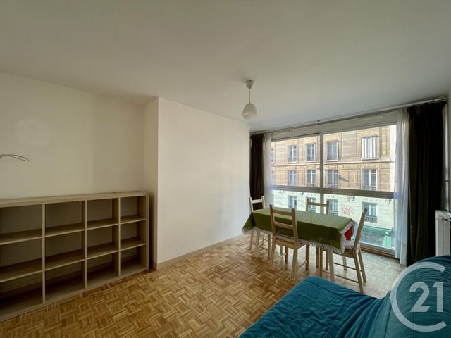 Appartement F2 à louer - 2 pièces - 44.63 m2 - PARIS - 75010 - ILE-DE-FRANCE - Century 21 République