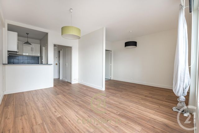Appartement F2 à vendre - 2 pièces - 33.42 m2 - PARIS - 75010 - ILE-DE-FRANCE - Century 21 République
