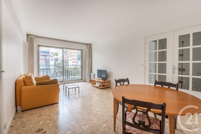 Appartement F2 à louer PARIS