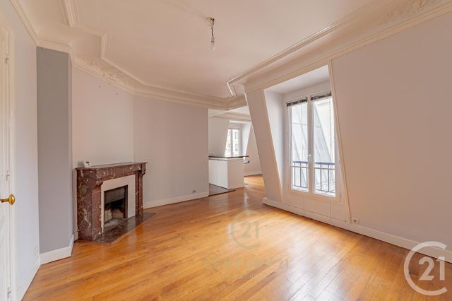 Appartement F4 à vendre - 4 pièces - 69.32 m2 - PARIS - 75011 - ILE-DE-FRANCE - Century 21 République