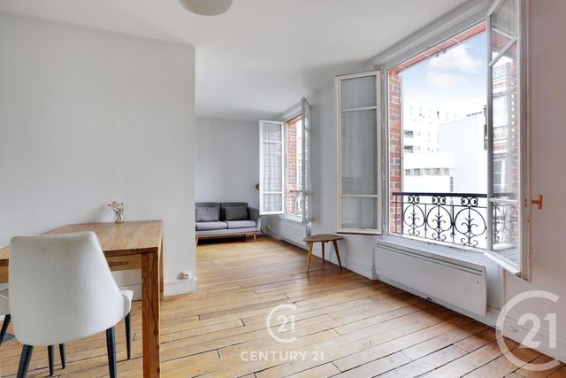 Appartement F2 à vendre - 2 pièces - 34.26 m2 - PARIS - 75011 - ILE-DE-FRANCE - Century 21 République