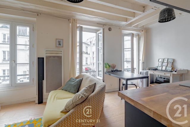  - PARIS - 