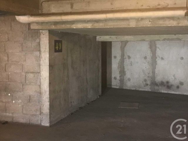 parking à louer - 13.5 m2 - PARIS - 75019 - ILE-DE-FRANCE - Century 21 République