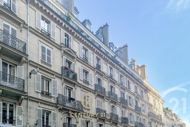  - PARIS - 