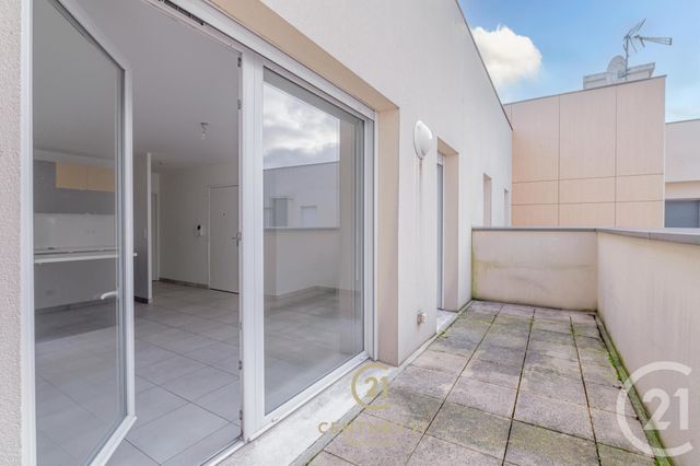 Appartement F2 à vendre - 2 pièces - 52.55 m2 - ROMAINVILLE - 93 - ILE-DE-FRANCE - Century 21 République