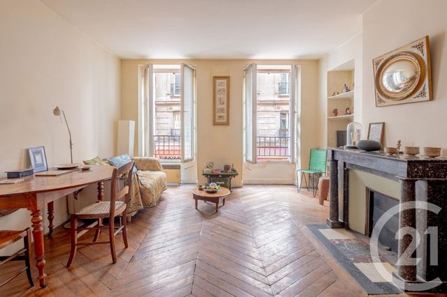 Appartement F3 à vendre - 3 pièces - 65.05 m2 - PARIS - 75010 - ILE-DE-FRANCE - Century 21 République