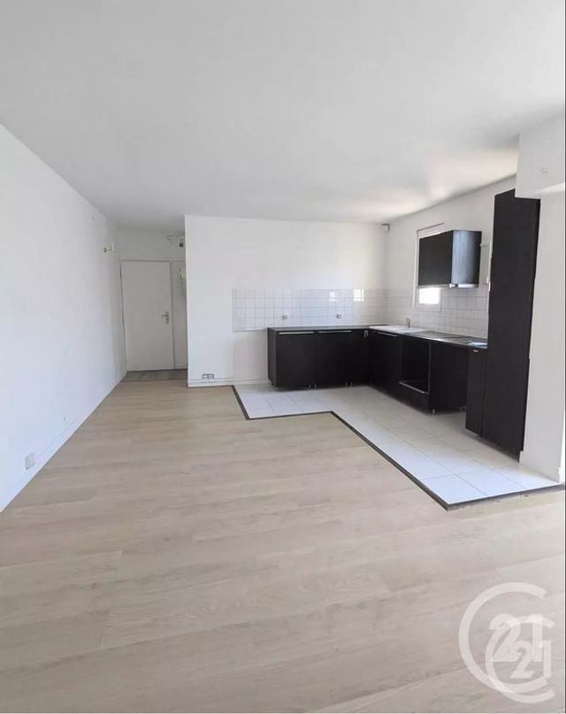 Appartement F2 à louer - 2 pièces - 54.31 m2 - PARIS - 75011 - ILE-DE-FRANCE - Century 21 République