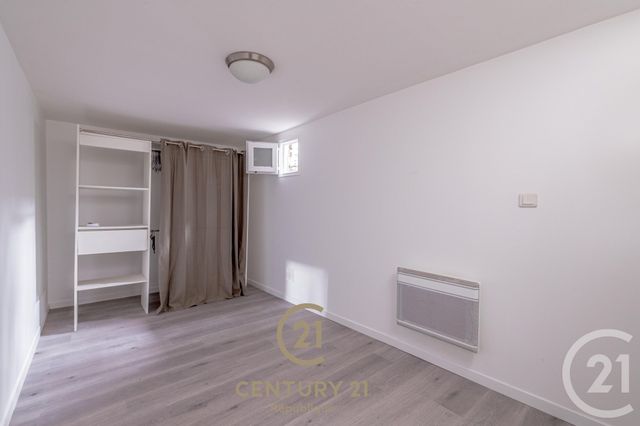 Afficher la photo en grand Appartement F2 à vendre - 2 pièces - 25.77 m2 - PARIS - 75012 - ILE-DE-FRANCE - Century 21 République