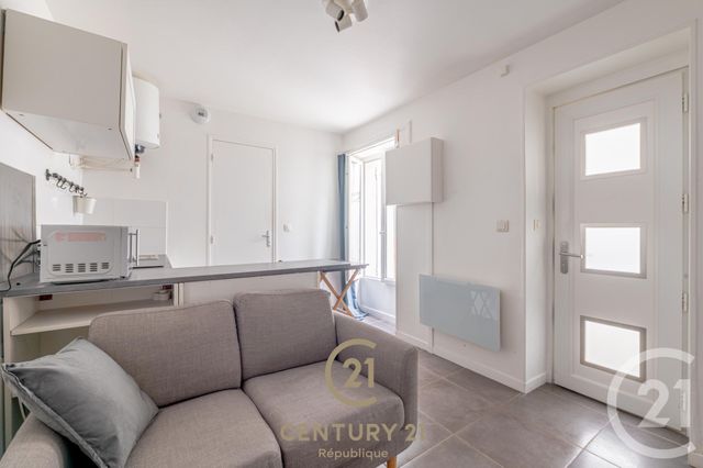 Afficher la photo en grand Appartement F2 à vendre - 2 pièces - 25.77 m2 - PARIS - 75012 - ILE-DE-FRANCE - Century 21 République