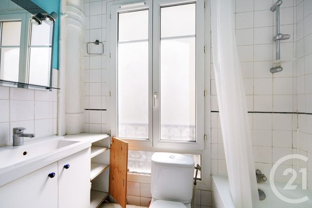 Appartement F3 à vendre - 3 pièces - 66.18 m2 - PARIS - 75010 - ILE-DE-FRANCE - Century 21 République