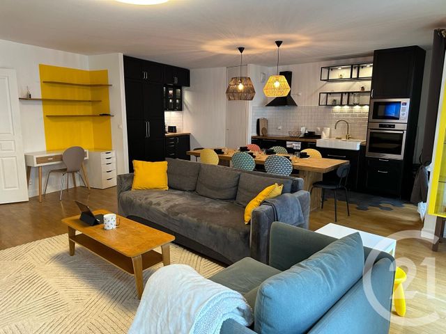 Appartement T3 à louer - 3 pièces - 79.18 m2 - PARIS - 75011 - ILE-DE-FRANCE - Century 21 République