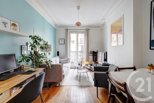 Appartement F2 à vendre - 2 pièces - 40.0 m2 - PARIS - 75011 - ILE-DE-FRANCE - Century 21 République