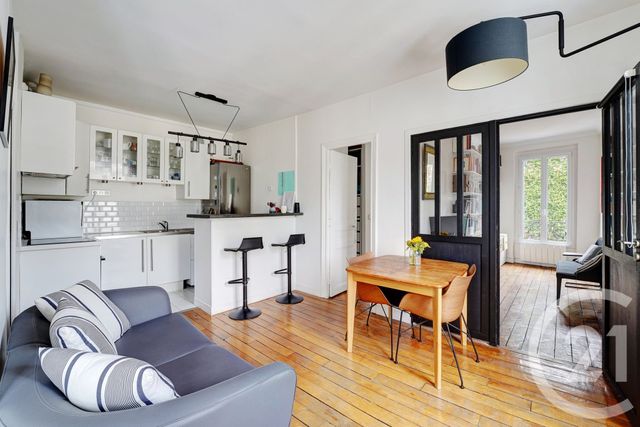 Appartement F3 à vendre - 3 pièces - 50.0 m2 - PARIS - 75011 - ILE-DE-FRANCE - Century 21 République