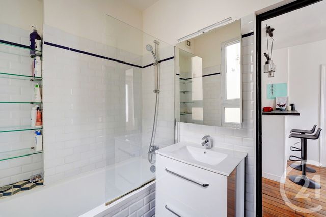 Appartement F3 à vendre - 3 pièces - 50.0 m2 - PARIS - 75011 - ILE-DE-FRANCE - Century 21 République