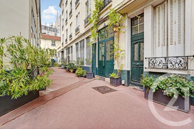 Appartement F3 à vendre - 3 pièces - 50.0 m2 - PARIS - 75011 - ILE-DE-FRANCE - Century 21 République