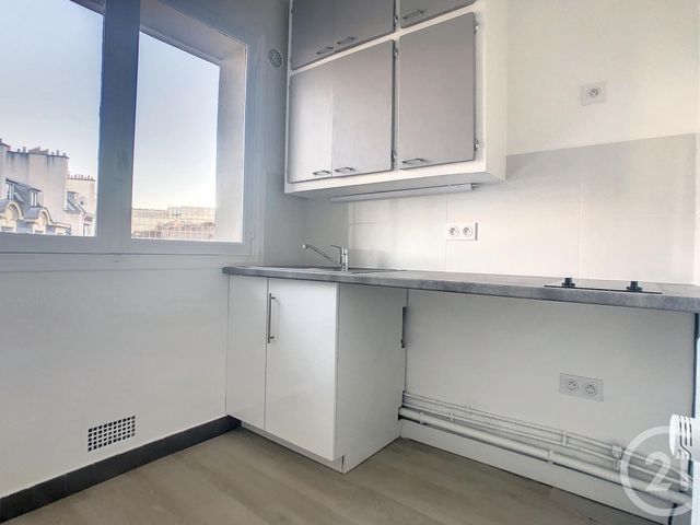 Afficher la photo en grand Appartement Studio à louer - 1 pièce - 32.97 m2 - PARIS - 75012 - ILE-DE-FRANCE - Century 21 République