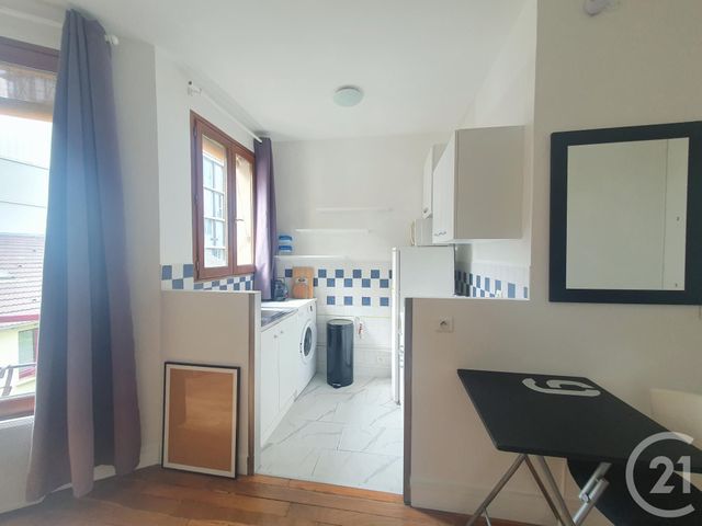 Appartement Studio à louer - 1 pièce - 24.1 m2 - PARIS - 75013 - ILE-DE-FRANCE - Century 21 République