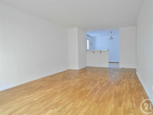 Appartement F2 à louer - 2 pièces - 54.78 m2 - PARIS - 75020 - ILE-DE-FRANCE - Century 21 République