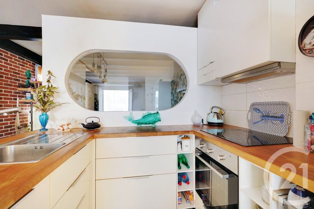 Appartement F2 à vendre - 2 pièces - 52.3 m2 - PARIS - 75011 - ILE-DE-FRANCE - Century 21 République