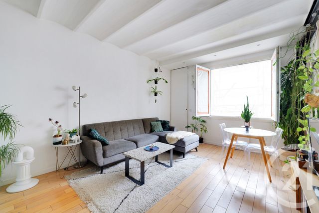 Appartement F2 à vendre - 2 pièces - 52.3 m2 - PARIS - 75011 - ILE-DE-FRANCE - Century 21 République