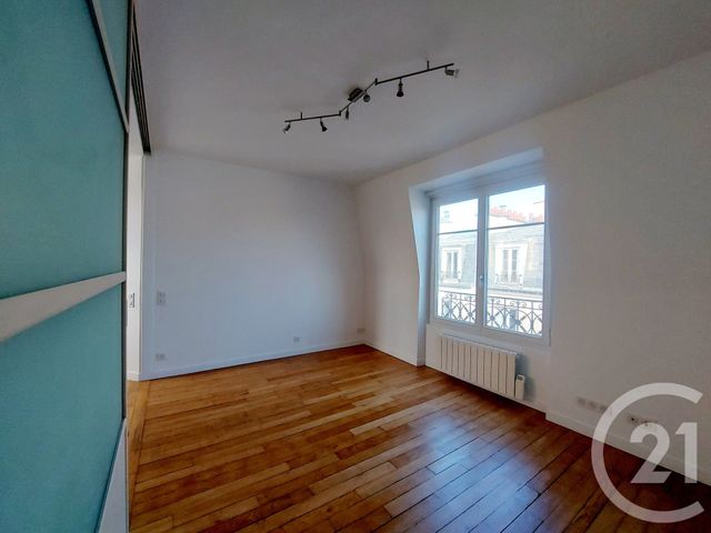 Appartement T2 à louer - 2 pièces - 33.51 m2 - PARIS - 75013 - ILE-DE-FRANCE - Century 21 République