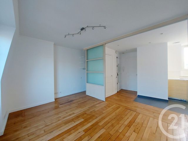 Appartement T2 à louer - 2 pièces - 33.51 m2 - PARIS - 75013 - ILE-DE-FRANCE - Century 21 République