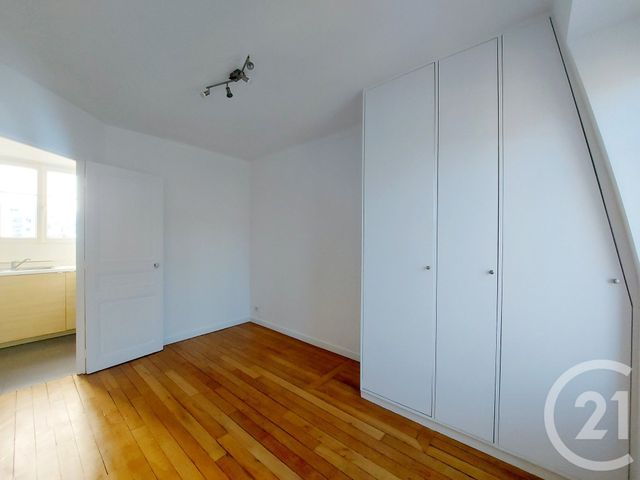 Appartement T2 à louer - 2 pièces - 33.51 m2 - PARIS - 75013 - ILE-DE-FRANCE - Century 21 République