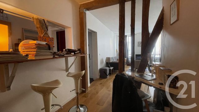 Appartement F2 à louer - 2 pièces - 45.3 m2 - PARIS - 75011 - ILE-DE-FRANCE - Century 21 République
