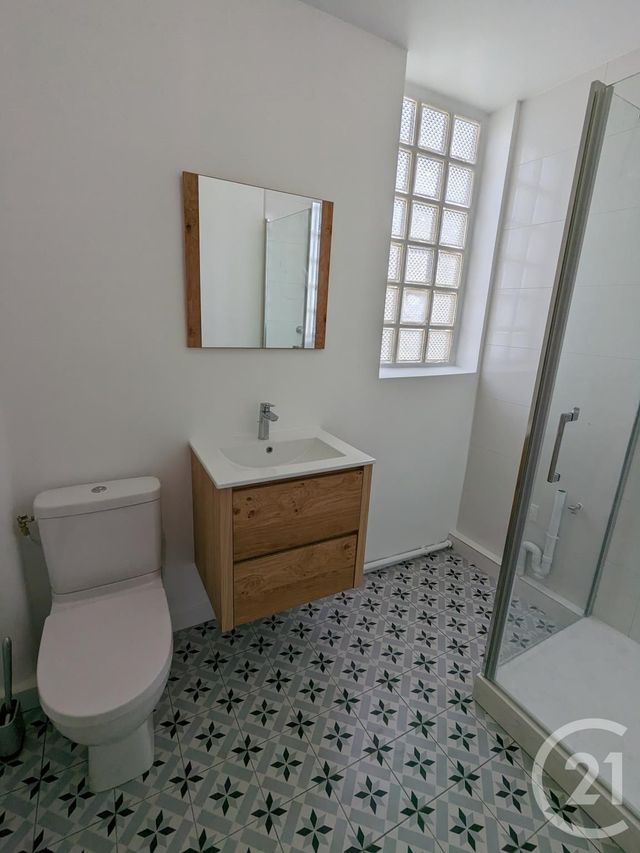 Appartement T2 à louer - 2 pièces - 49.73 m2 - PARIS - 75019 - ILE-DE-FRANCE - Century 21 République