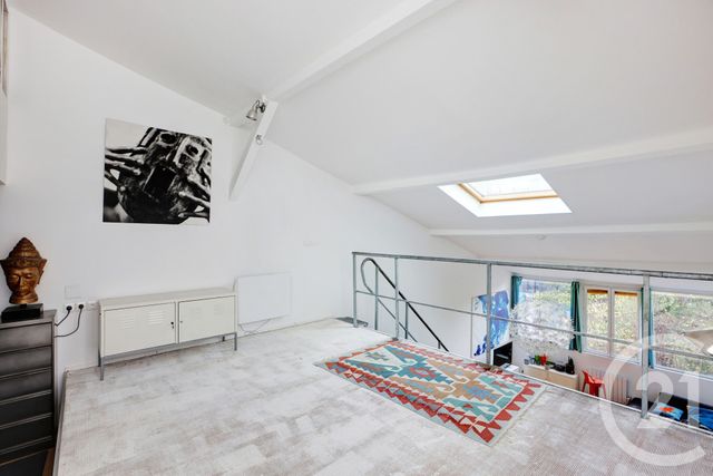 Appartement Loft à vendre - 3 pièces - 73.9 m2 - PARIS - 75020 - ILE-DE-FRANCE - Century 21 République