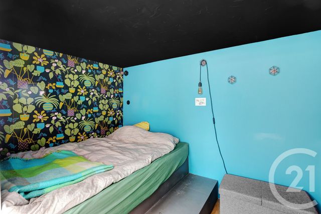 Appartement Loft à vendre - 3 pièces - 73.9 m2 - PARIS - 75020 - ILE-DE-FRANCE - Century 21 République