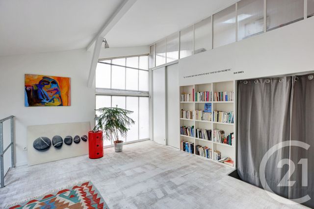 Appartement Loft à vendre - 3 pièces - 73.9 m2 - PARIS - 75020 - ILE-DE-FRANCE - Century 21 République