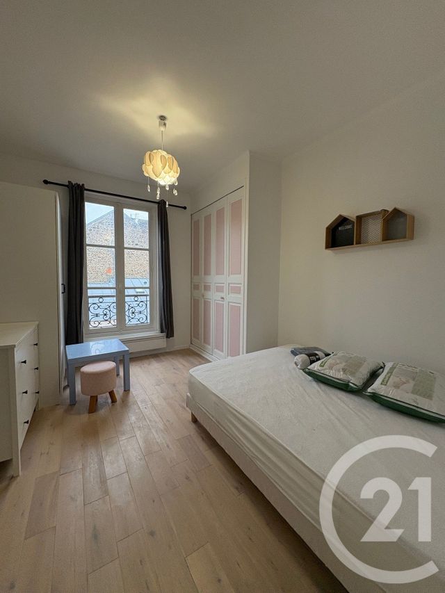 Appartement T2 à louer - 2 pièces - 26.52 m2 - PARIS - 75020 - ILE-DE-FRANCE - Century 21 République