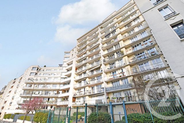 Appartement F4 à vendre - 4 pièces - 75.3 m2 - PARIS - 75020 - ILE-DE-FRANCE - Century 21 République