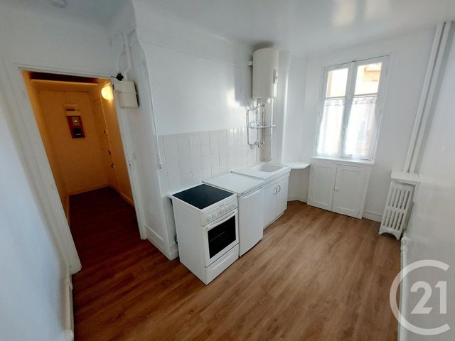 Appartement Studio à louer - 1 pièce - 23.23 m2 - PARIS - 75015 - ILE-DE-FRANCE - Century 21 République