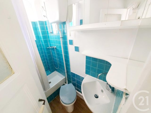 Appartement Studio à louer - 1 pièce - 23.23 m2 - PARIS - 75015 - ILE-DE-FRANCE - Century 21 République