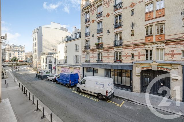 Appartement F2 bis à vendre - 3 pièces - 54.2 m2 - PARIS - 75010 - ILE-DE-FRANCE - Century 21 République