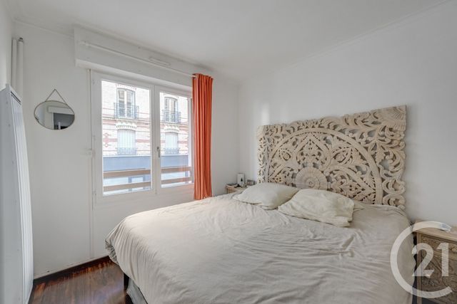 Appartement F2 bis à vendre - 3 pièces - 54.2 m2 - PARIS - 75010 - ILE-DE-FRANCE - Century 21 République