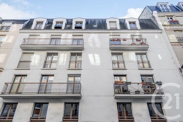 Appartement F2 bis à vendre - 3 pièces - 54.2 m2 - PARIS - 75010 - ILE-DE-FRANCE - Century 21 République