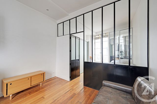 Appartement F2 à vendre - 2 pièces - 30.0 m2 - PARIS - 75001 - ILE-DE-FRANCE - Century 21 République