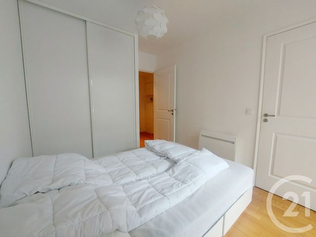 Appartement T2 à louer - 2 pièces - 35.81 m2 - PARIS - 75013 - ILE-DE-FRANCE - Century 21 République