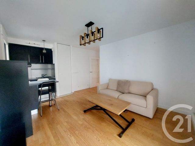 Appartement T2 à louer - 2 pièces - 35.81 m2 - PARIS - 75013 - ILE-DE-FRANCE - Century 21 République