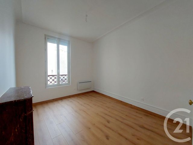 Appartement T2 à louer - 2 pièces - 51.74 m2 - PARIS - 75013 - ILE-DE-FRANCE - Century 21 République