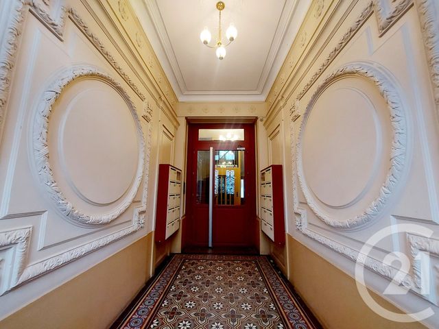 Appartement T2 à louer - 2 pièces - 51.74 m2 - PARIS - 75013 - ILE-DE-FRANCE - Century 21 République