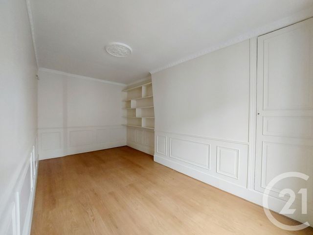 Appartement T2 à louer - 3 pièces - 44.46 m2 - PARIS - 75013 - ILE-DE-FRANCE - Century 21 République