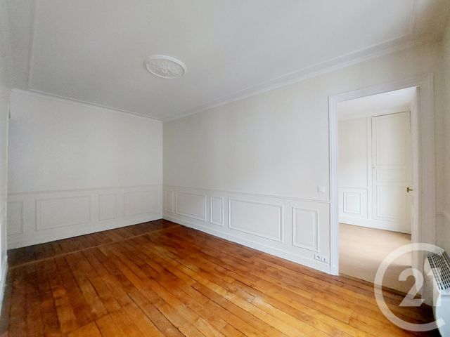 Appartement T2 à louer - 3 pièces - 44.46 m2 - PARIS - 75013 - ILE-DE-FRANCE - Century 21 République