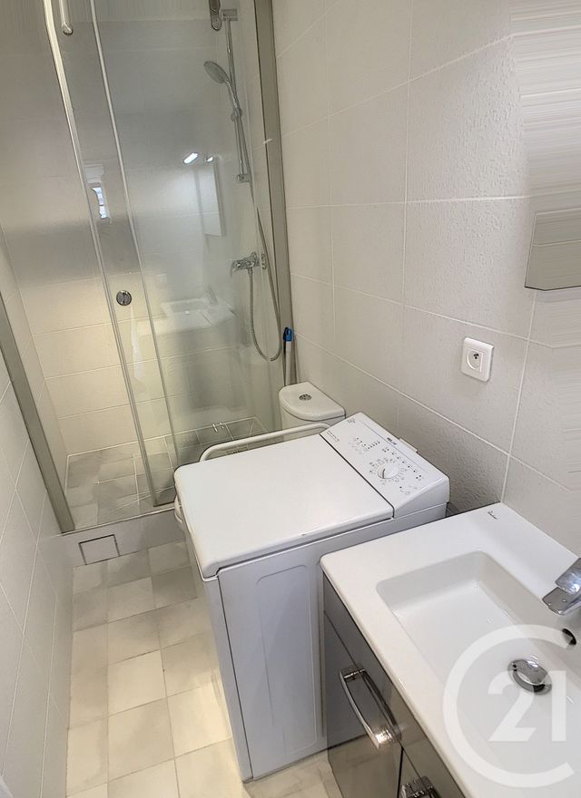 Appartement F1 à louer - 1 pièce - 20.5 m2 - PARIS - 75012 - ILE-DE-FRANCE - Century 21 République
