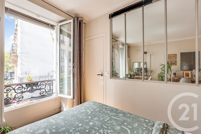 Appartement F2 à vendre - 2 pièces - 39.0 m2 - PARIS - 75011 - ILE-DE-FRANCE - Century 21 République