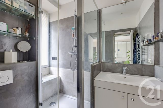 Appartement F2 à vendre - 2 pièces - 39.0 m2 - PARIS - 75011 - ILE-DE-FRANCE - Century 21 République